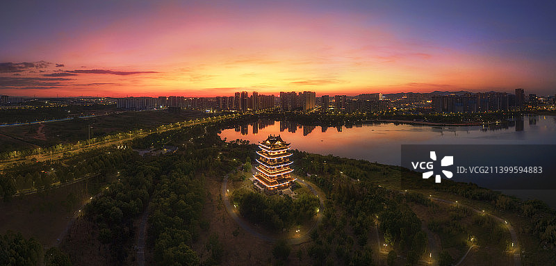 安徽宣城宛陵湖城市风光地标日落晚霞夜景图片素材