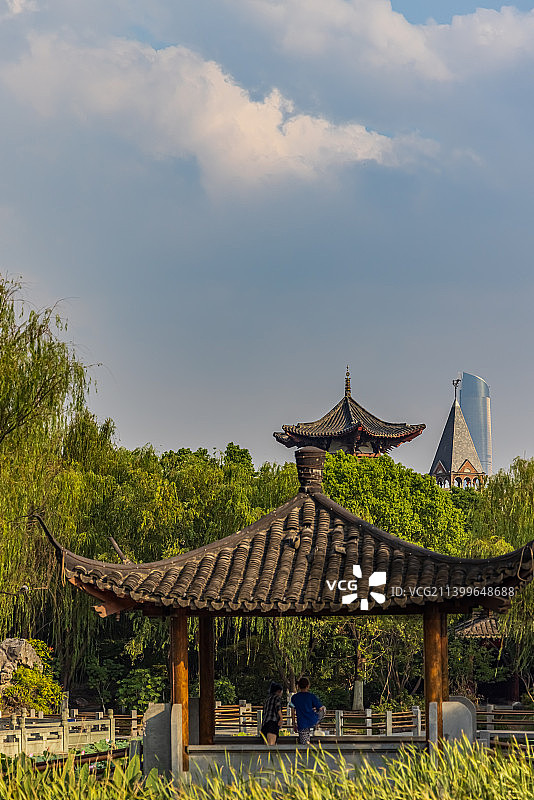 武汉园博园的古典园林风光图片素材