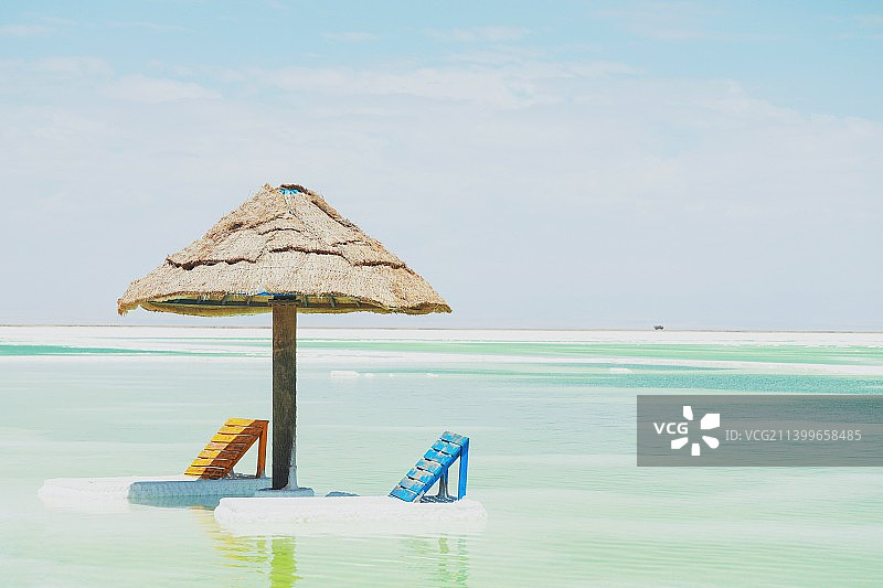 青海察尔汗盐湖图片素材