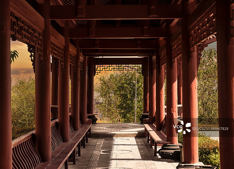 照母山森林公园连廊图片素材