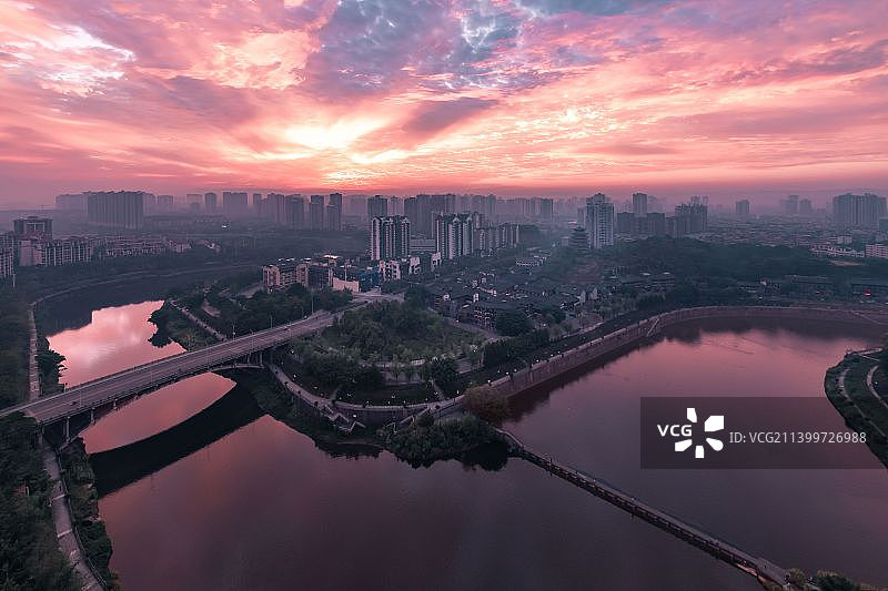 重庆荣昌区城市风光－最美朝霞图片素材