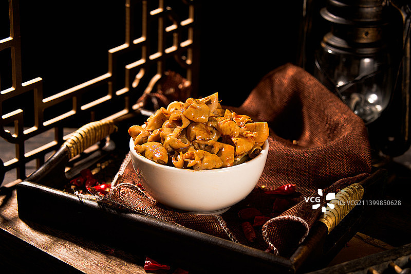 鸡杂火锅 酸菜鸡杂锅 油炸耗儿鱼 成都箱子 酸辣鸡杂 里的美食 鸡杂老火锅 重庆火锅图片素材