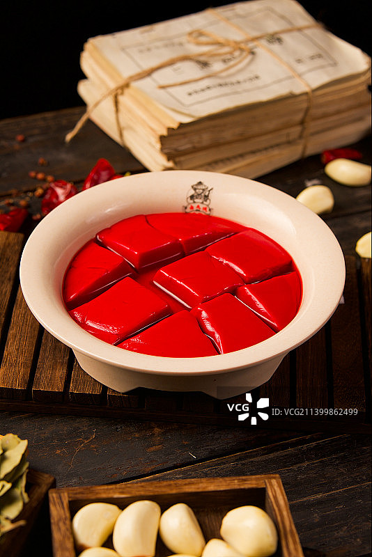 四川重庆火锅 麻辣牛油锅底 必点菜品 毛肚 鸭肠 黄喉 麻辣排骨 火锅腰片 麻辣牛肉 鲜切牛肉图片素材