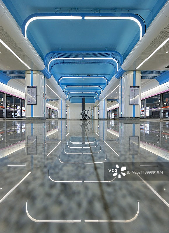 蓝色车站图片素材