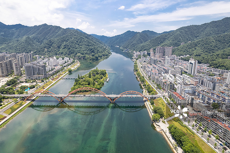 航拍杭州建德新安江彩虹桥图片素材