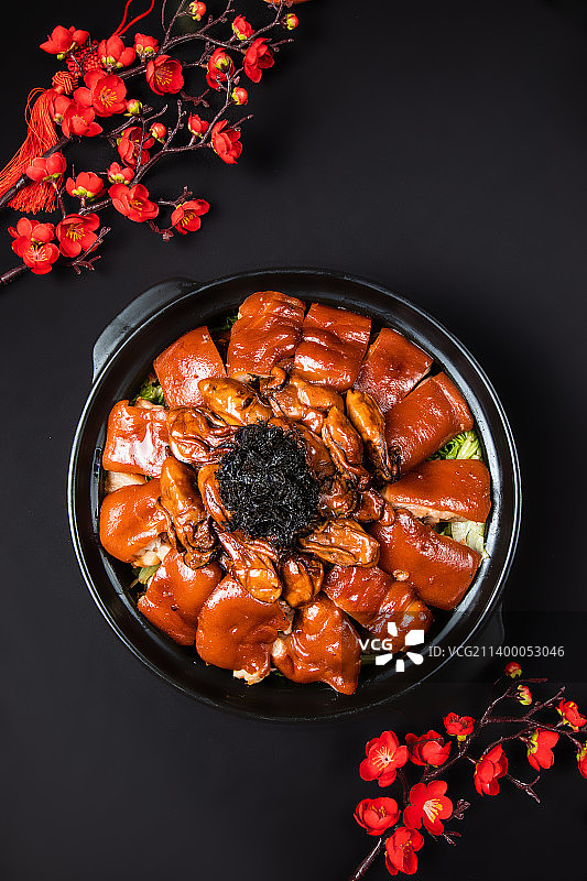 广东特色春节贺年盆菜图片素材