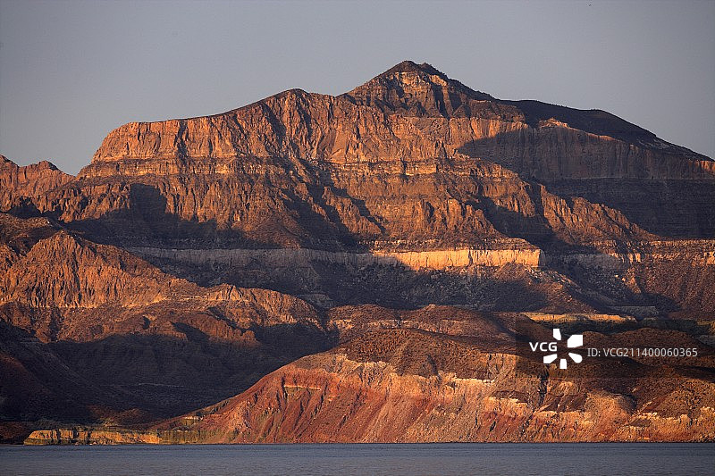 山区海岸线图片素材