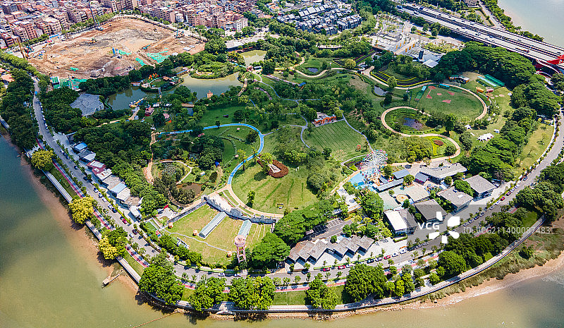 东莞万江龙湾湿地乐跑公园风光航拍图片素材