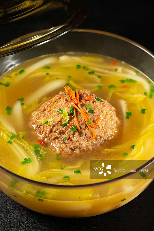 蟹粉狮子头图片素材