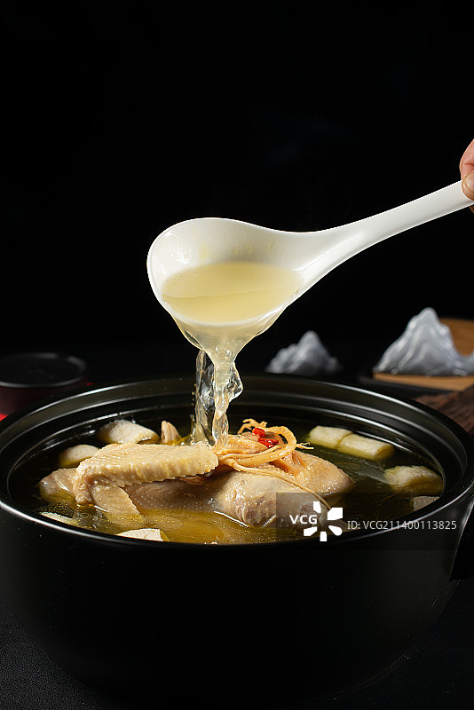 玉竹松茸老鸡汤图片素材