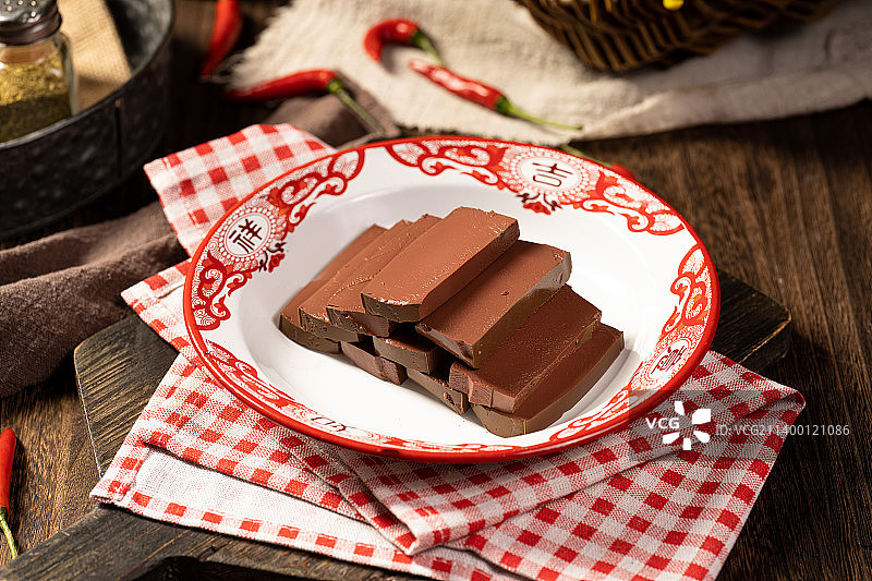 成都经典冒菜,火锅冒菜,麻辣烫,火锅菜,冒烤鸭,巷子里的美食,冒菜外卖,肥牛卷,鸭血,牛皮豆干,火锅图片素材