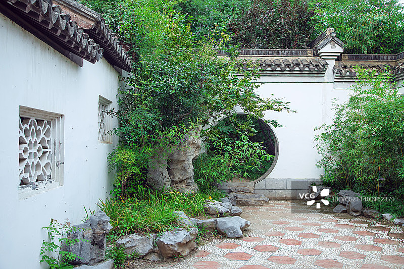 苏式园林中的圆形拱门,中国元素,景观设计图片素材