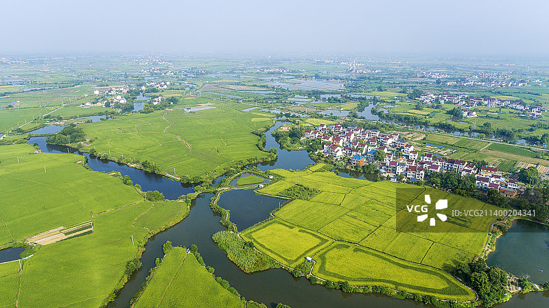 航拍水乡秋日田园风光图片素材
