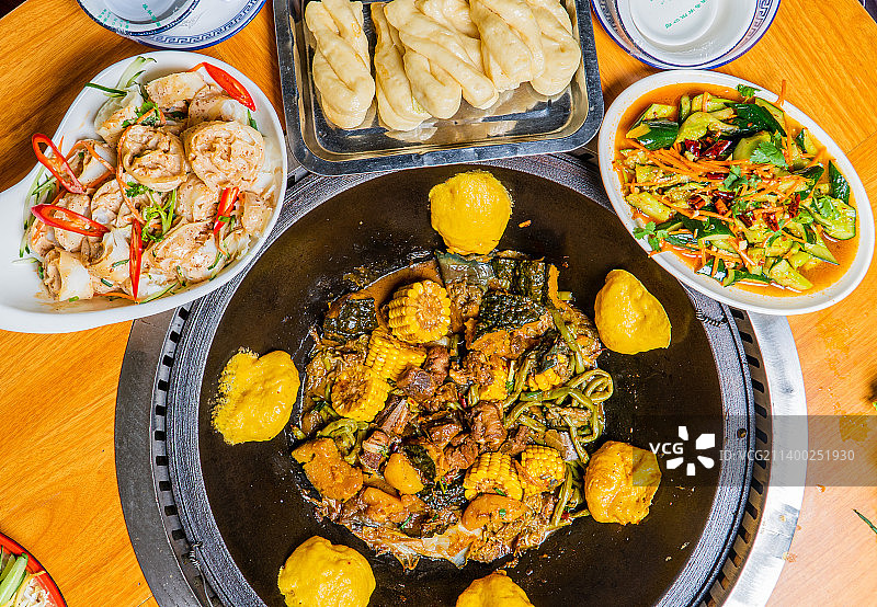 美食大丰收铁锅炖 排骨图片素材