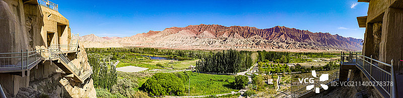 新疆阿克苏地区拜城县克孜尔石窟近景图片素材