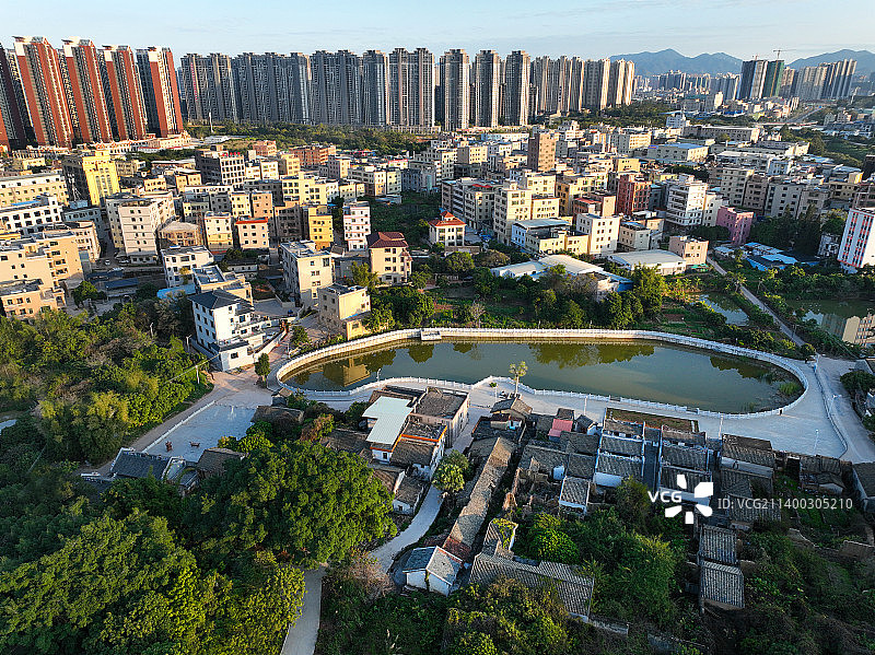 广东省惠州市惠阳区秋长西湖村方氏宗祠航拍图片素材