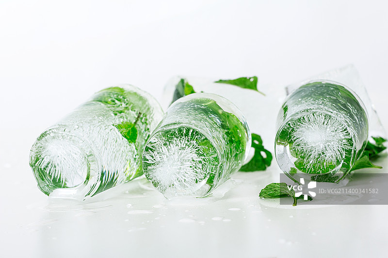 冰冻绿色清凉薄荷叶图片素材