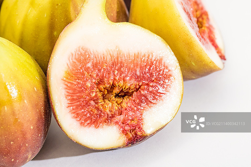 成熟诱人的新鲜无花果果子图片素材