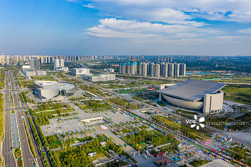 航拍河南郑州博物馆文翰街馆 郑州博物馆新馆 冕冠形状建筑 郑州中央文化区（郑州CCD）图片素材