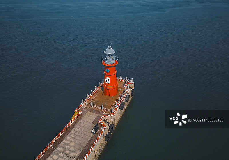广东汕头南澳岛屿长山尾灯塔图片素材