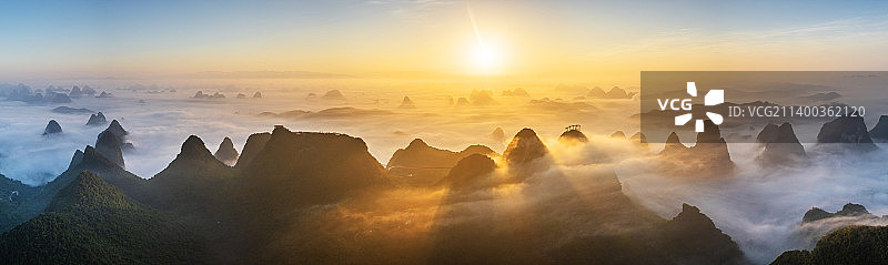 《广西桂林阳朔如意峰晨曦》图片素材