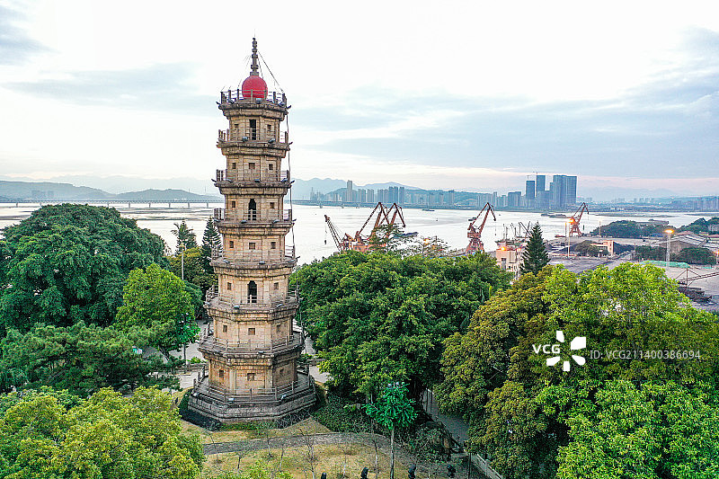 航拍福建福州罗星塔公园 福州马尾船政文化旅游景区图片素材