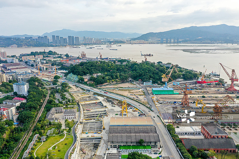 航拍福建福州马尾造船厂船坞 福州马尾船政文化旅游景区内图片素材