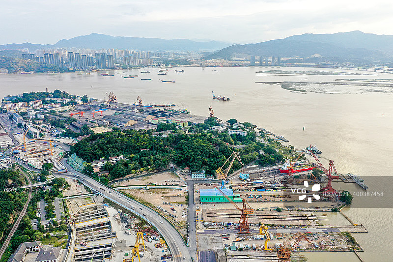 航拍福建福州马尾造船厂船坞 福州马尾船政文化旅游景区内图片素材