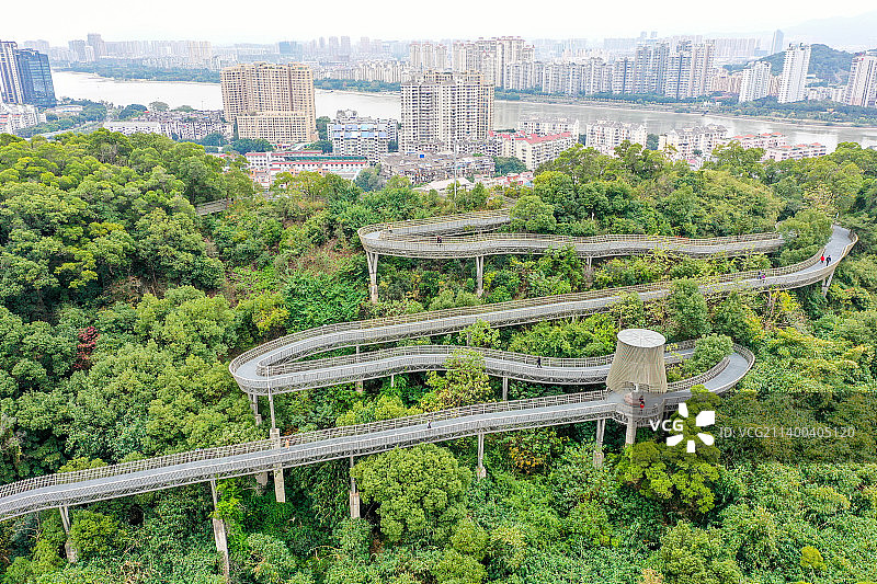 航拍福建福州城市森林步道 山体栈道福道 金牛山公园图片素材
