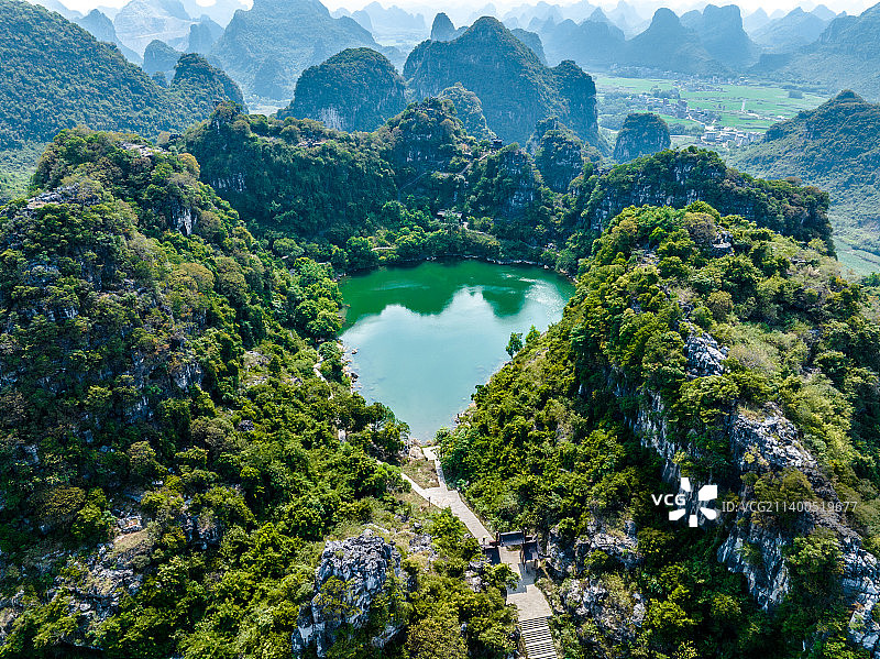 《广西武宣八仙天池》图片素材