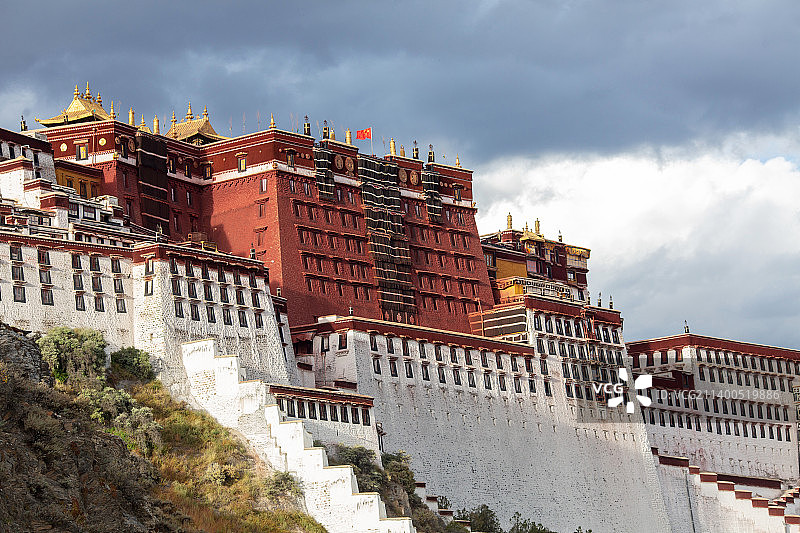 拉萨市的一些藏族风格建筑图片素材