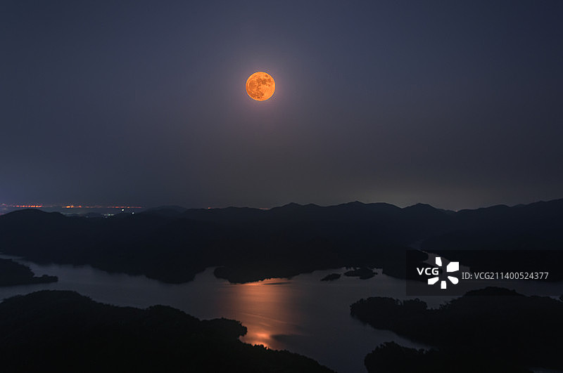 月光如水照山河图片素材