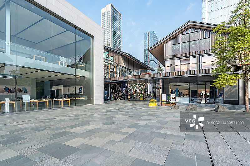 商业中心的建筑与广场地面图片素材