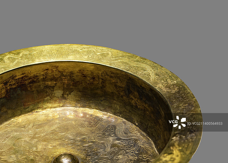 中国明代文物，金盆图片素材