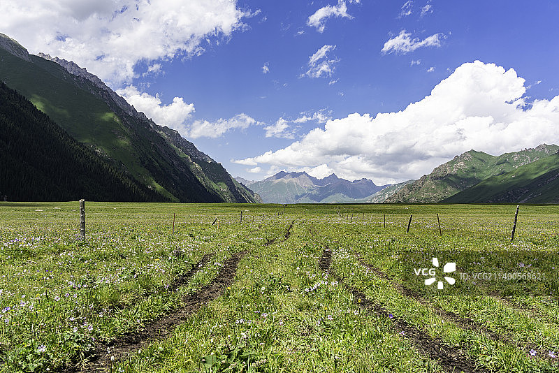 夏塔古道徒步路线，夏塔自然风景区图片素材