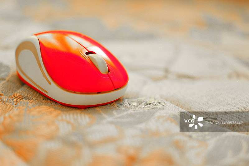 特写：熨斗在纺织品上，印度尼西亚，格雷西图片素材