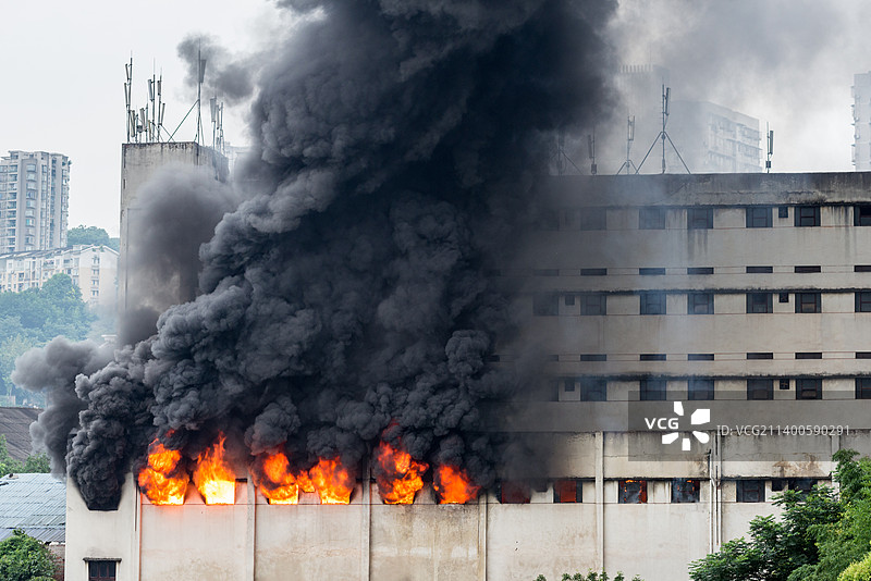 仓库火灾现场图片素材