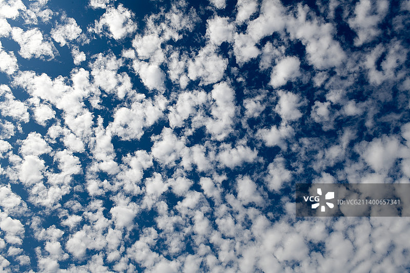 鱼鳞纹天空图片素材