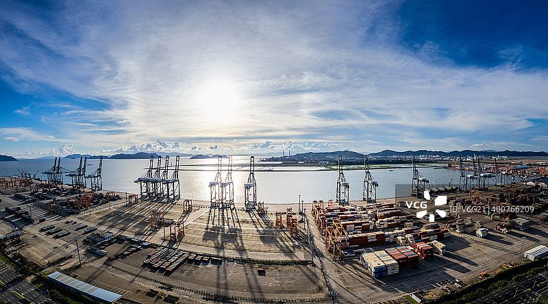 珠海港集装箱码头图片素材