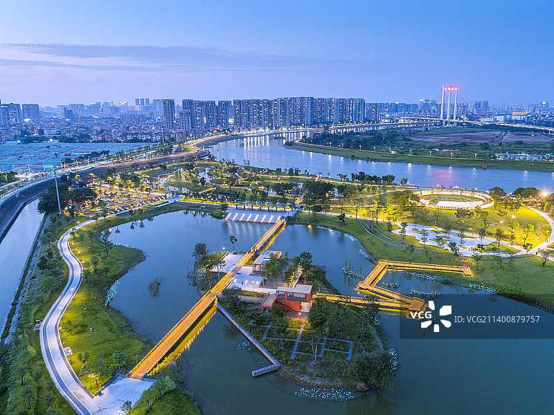 佛山市桂城街道半月岛夜色图片素材
