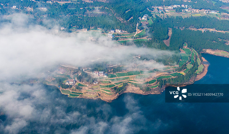 航拍美丽乡村图片素材