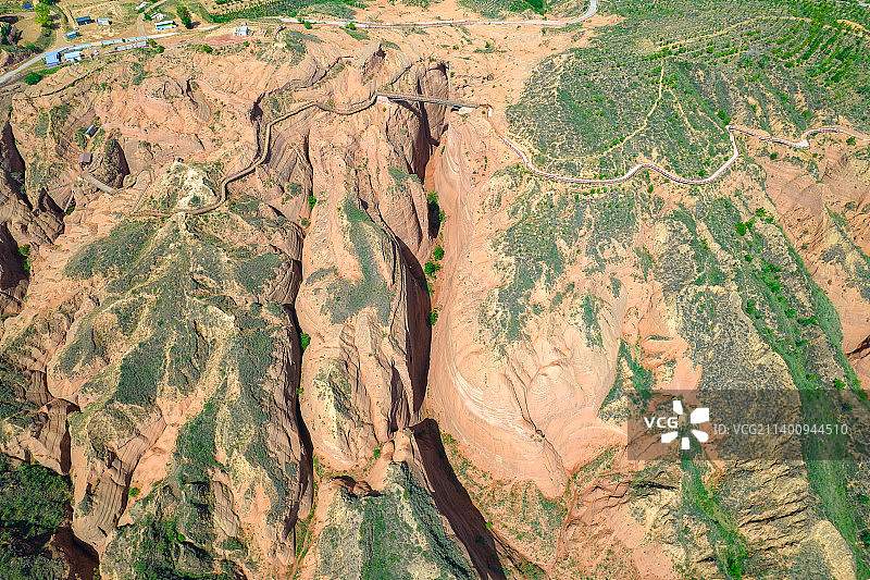 航拍陕西省榆林市靖边县波浪谷景区图片素材