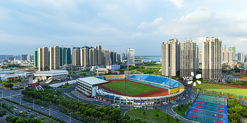 《湛江体育中心全景》图片素材