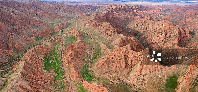丹霞山坡体沟壑丘陵图片素材