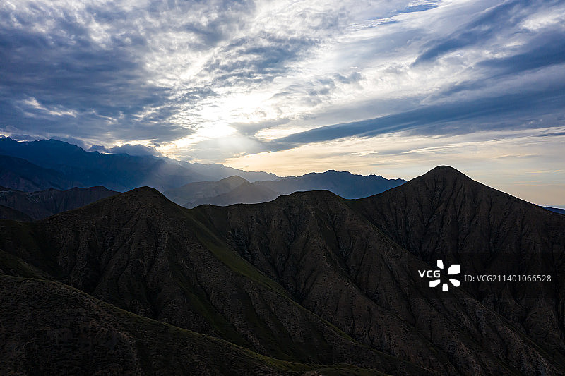 山川夕阳图片素材
