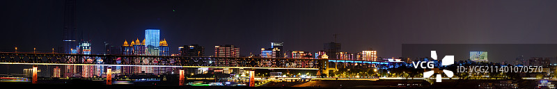 武汉长江南岸夜景长图图片素材