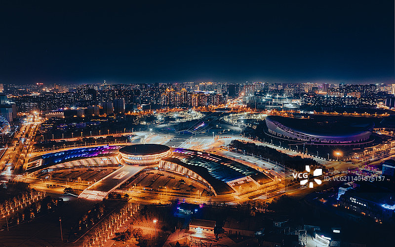 夜幕下的南湖公园图片素材