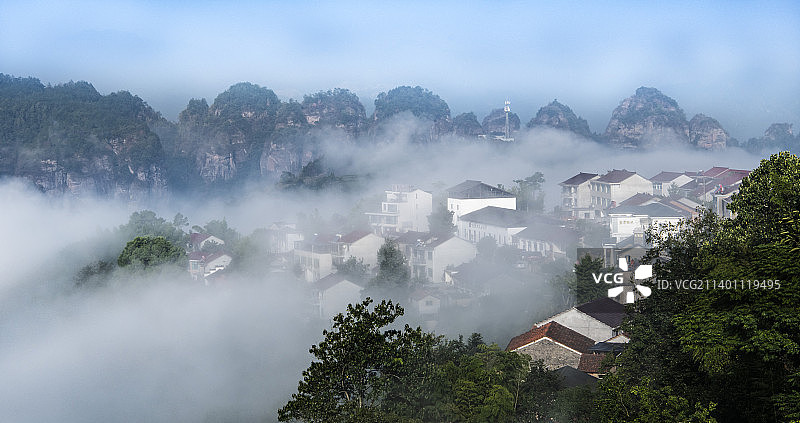 云雾人家图片素材