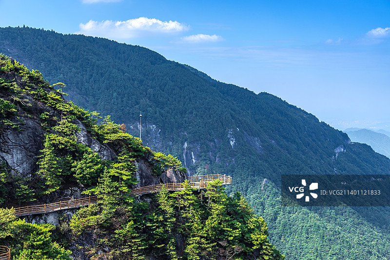 山崖栈道-江西明月山青云栈道风光图片素材