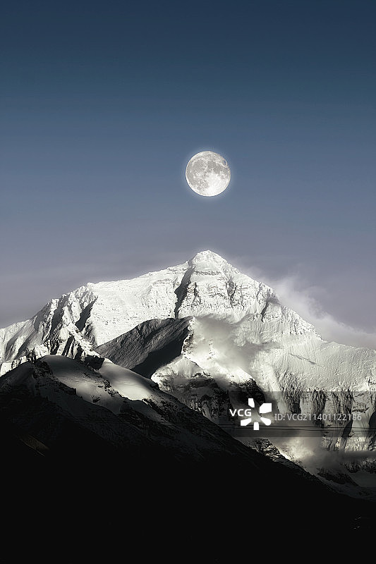 珠峰中秋月图片素材